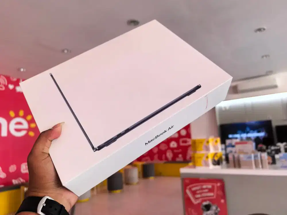 MACBOOK AIR M5 13 INCH 512GB