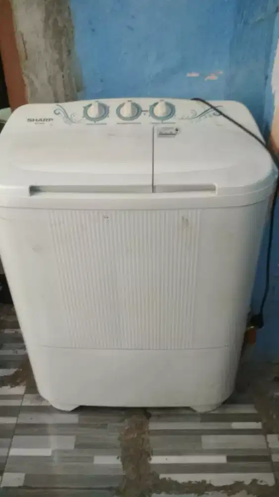 Di jual mesin cuci sharp siap pakai cek langsung