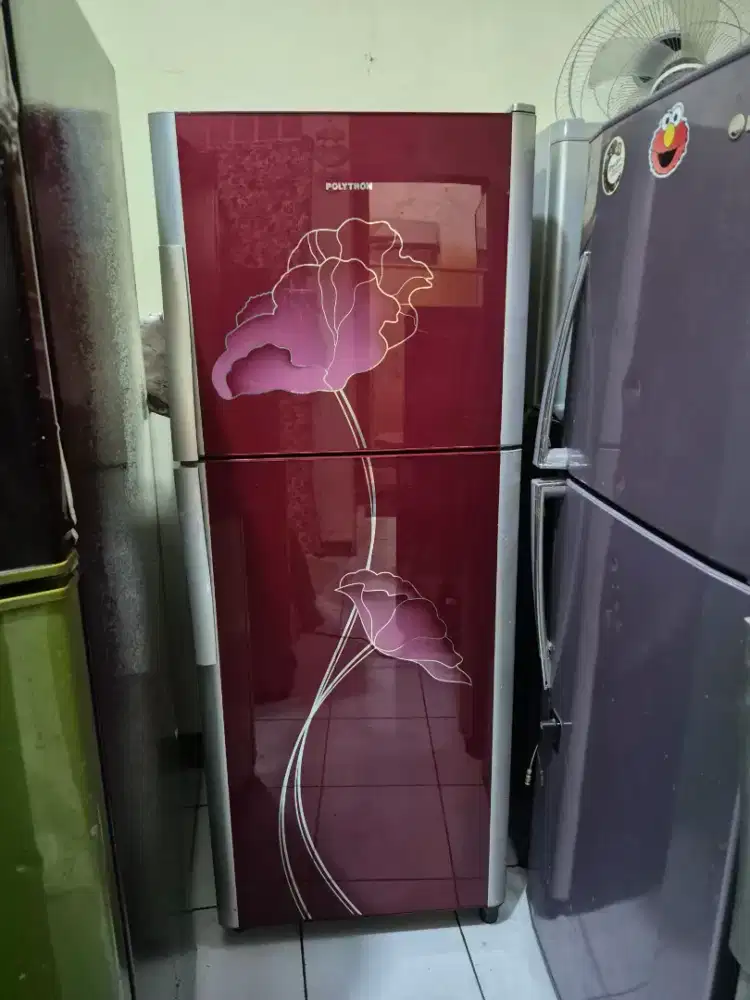 Kulkas 2pintu Polytron belleza orisinil siap pakai