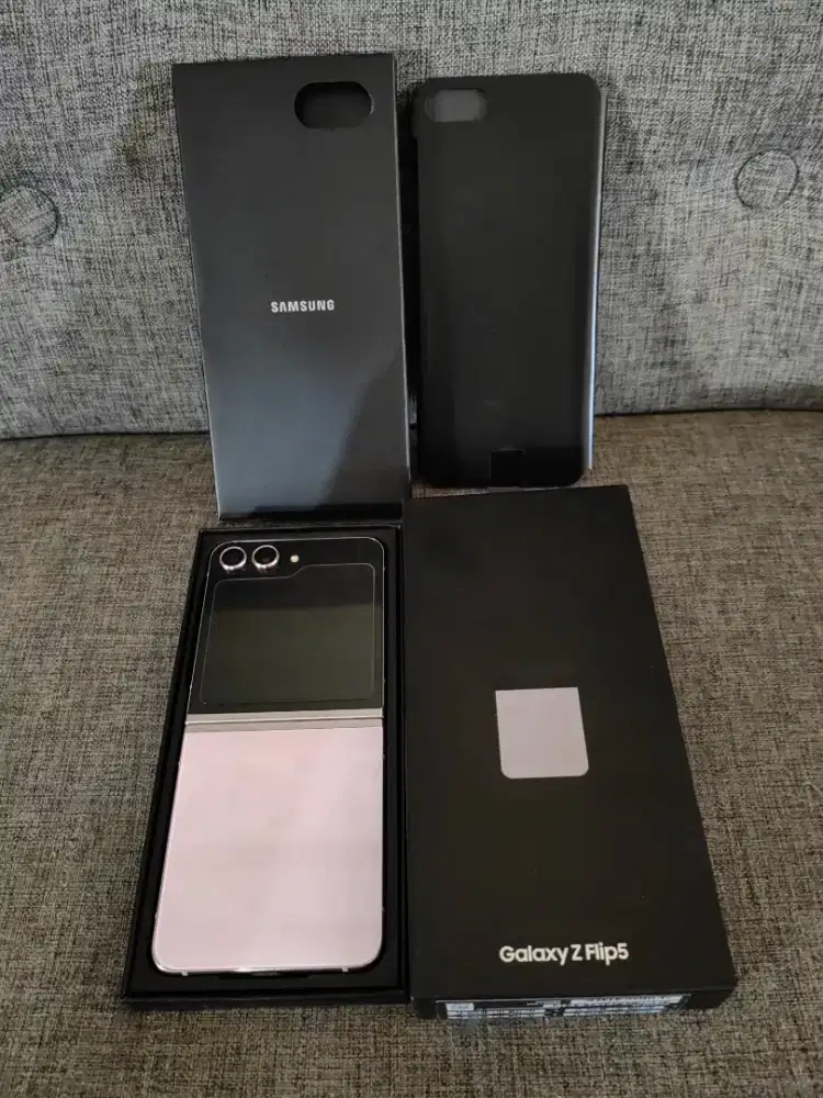 Samsung z flip 5 8/256 jual cepat