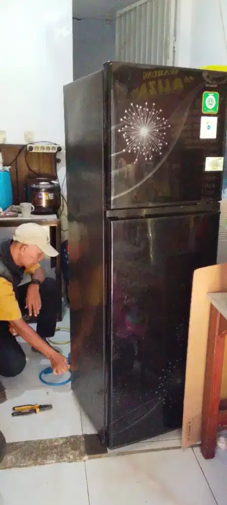Jasa service di tempat