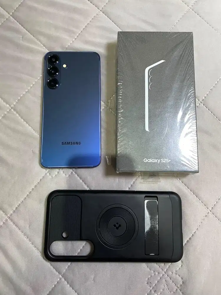 Samsung S25 Plus 512gb ( Scare On 2027 )