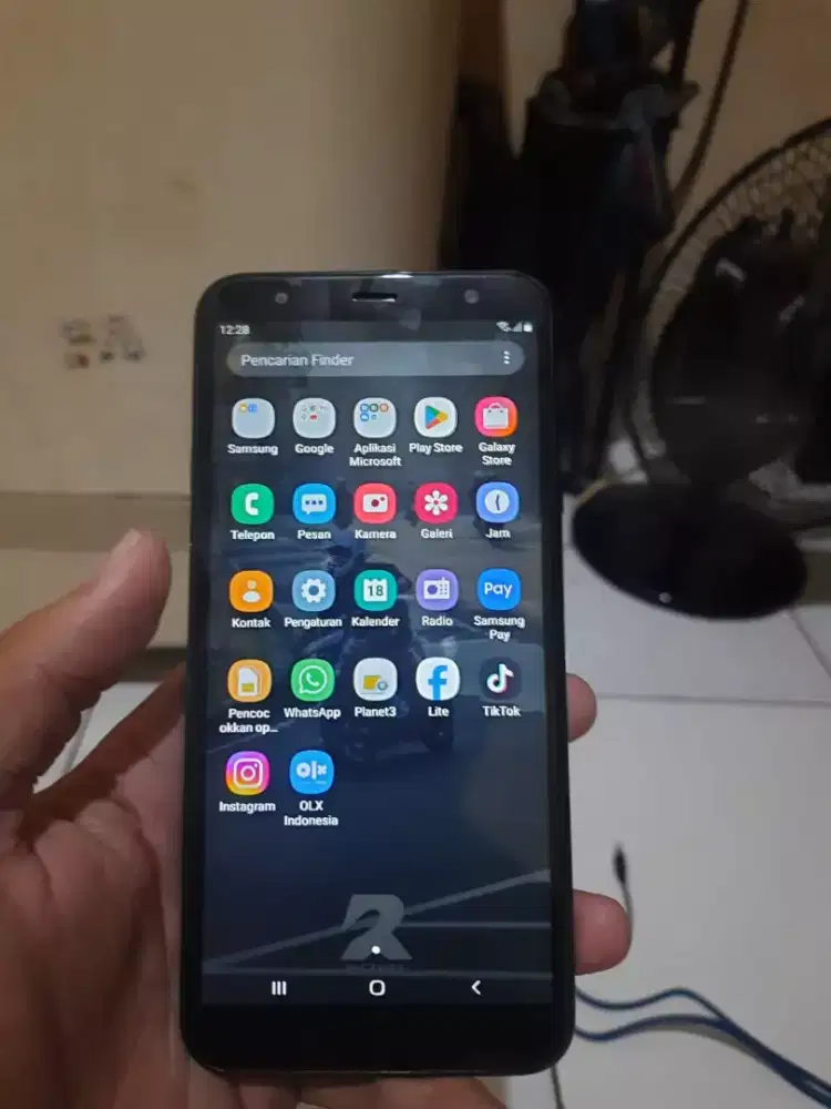 Jual Samsung J4+