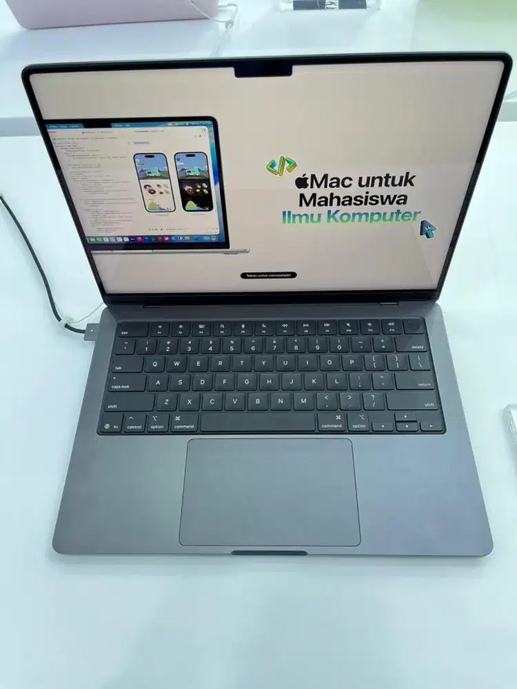CICILAN MACBOOK M5 PRO 16GB/1TB