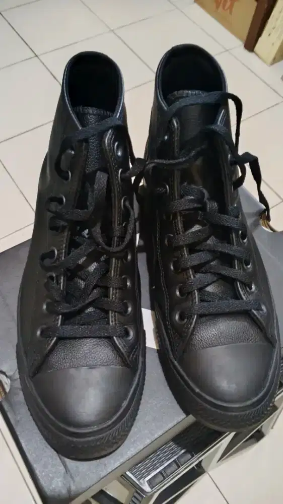 CONVERSE CTAS LEATHER High Unisex Size 41.5