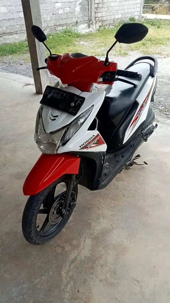 Dijual Honda beat 2015 halus