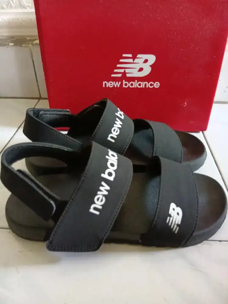 Sendal new balance