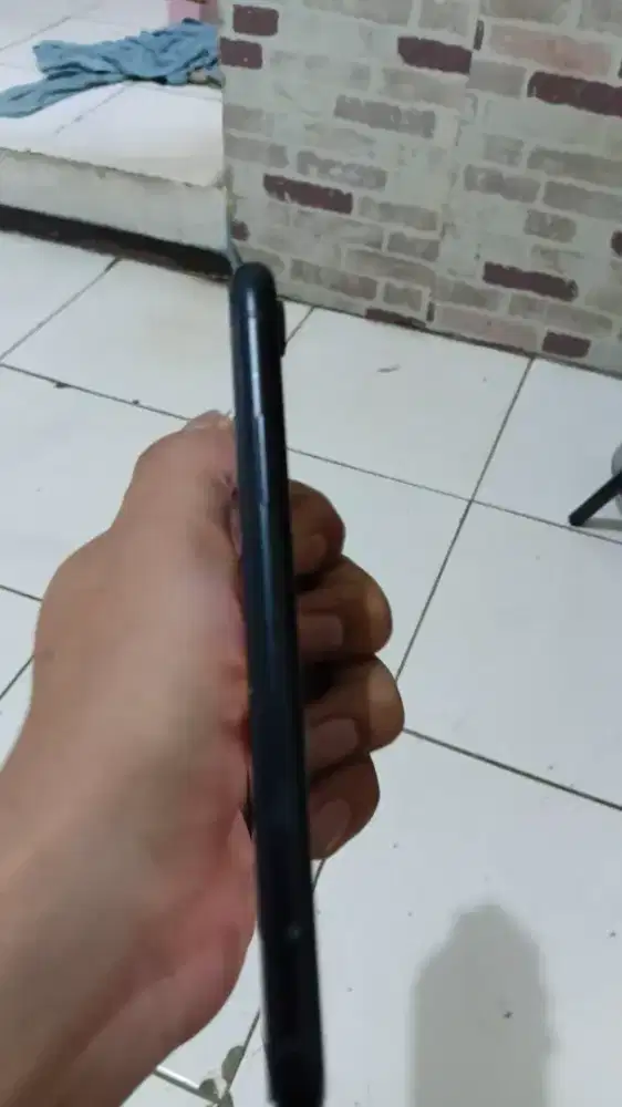 iphone xr 64gb inter wifi only