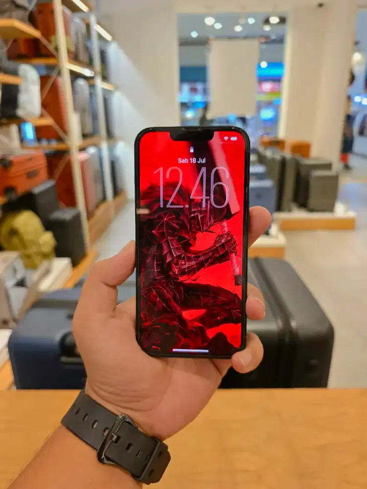 iPhone 13 Midnight 128 GB Ex iBox Resmi Likenew