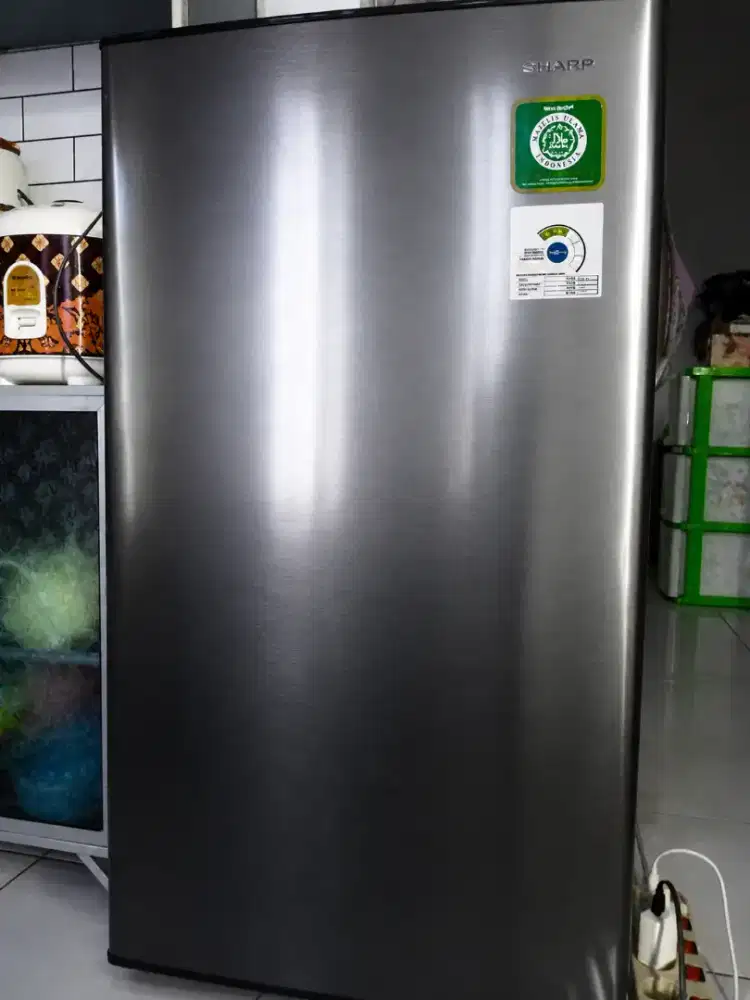Kulkas sharp 1 pintu