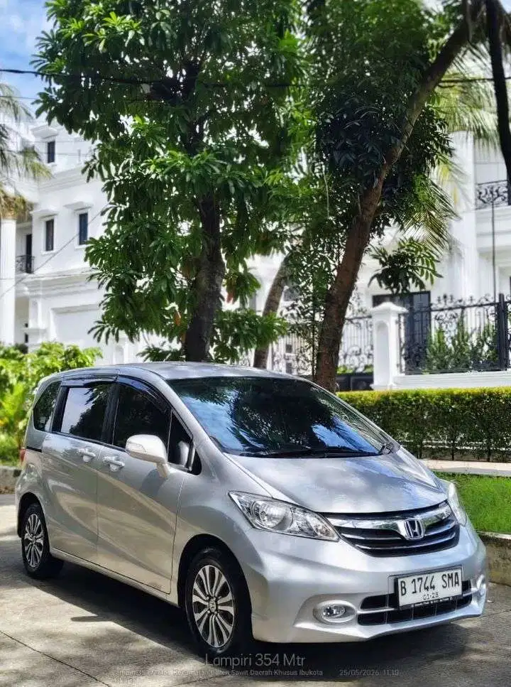 Honda Freed 2014 Bensin