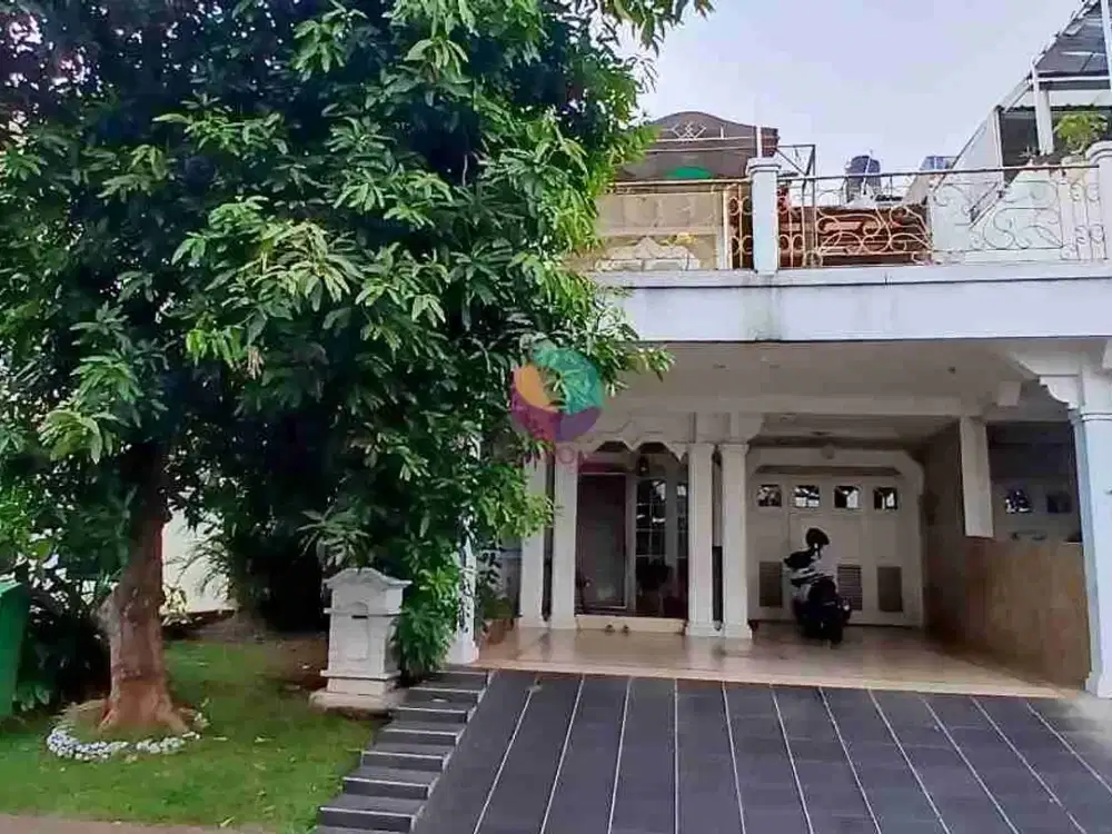 Dijual cepat rumah 2 lantai dekat pintu tol kota wisata