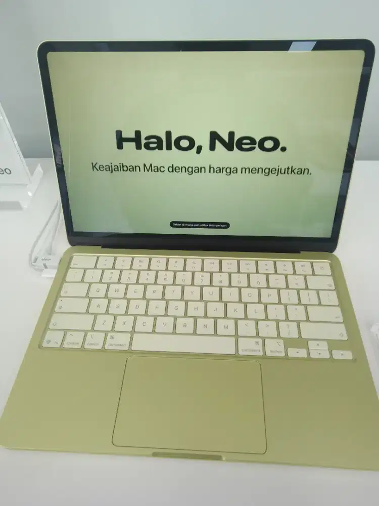 Macbook neo new