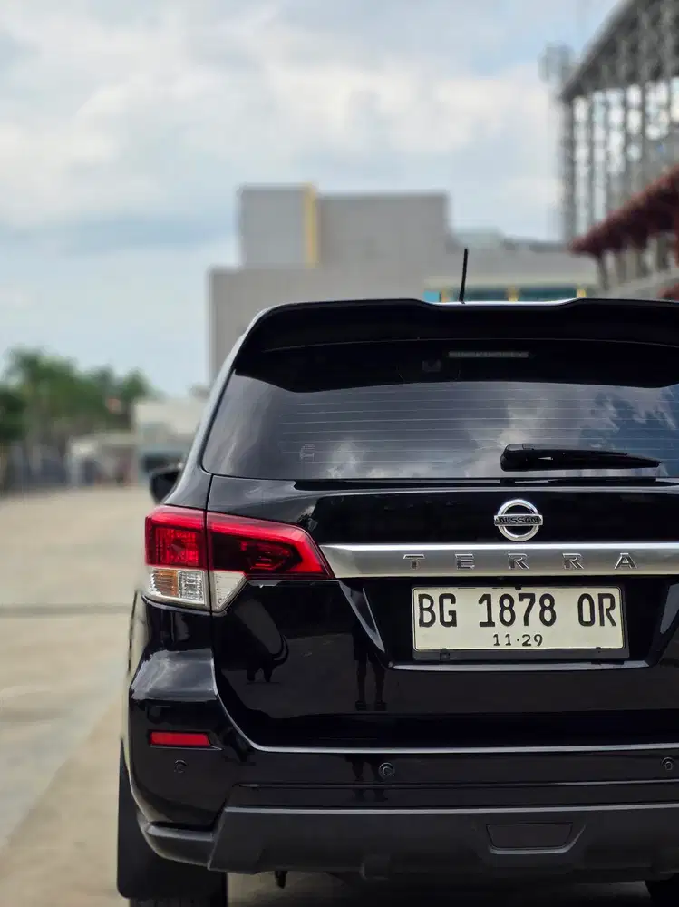 Nissan Terra 2.5 VL AT 2018