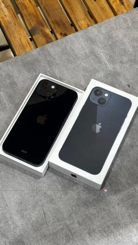 iPhone 13 | 256GB | Midnight | Resmi Indonesia