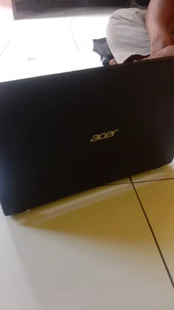 Leptop acer barang masih mulus