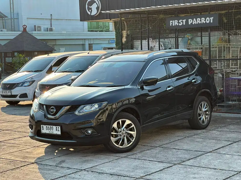 PALING MURAH INI !! DP 10jt NISSAN XTRAIL 2.5 AT 2015 !! X-TRAIL ANTIK