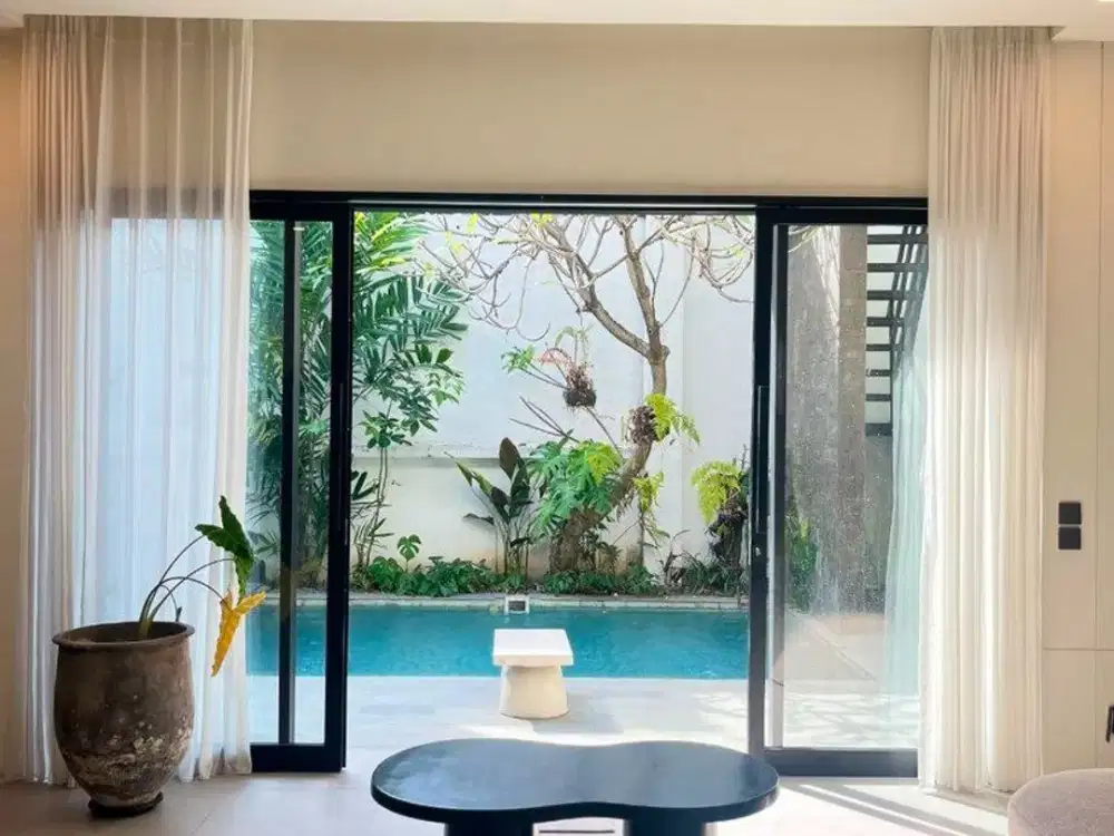 Villa 3 Bedroom Full Furnished Siap Huni Dijual, Area Seminyak