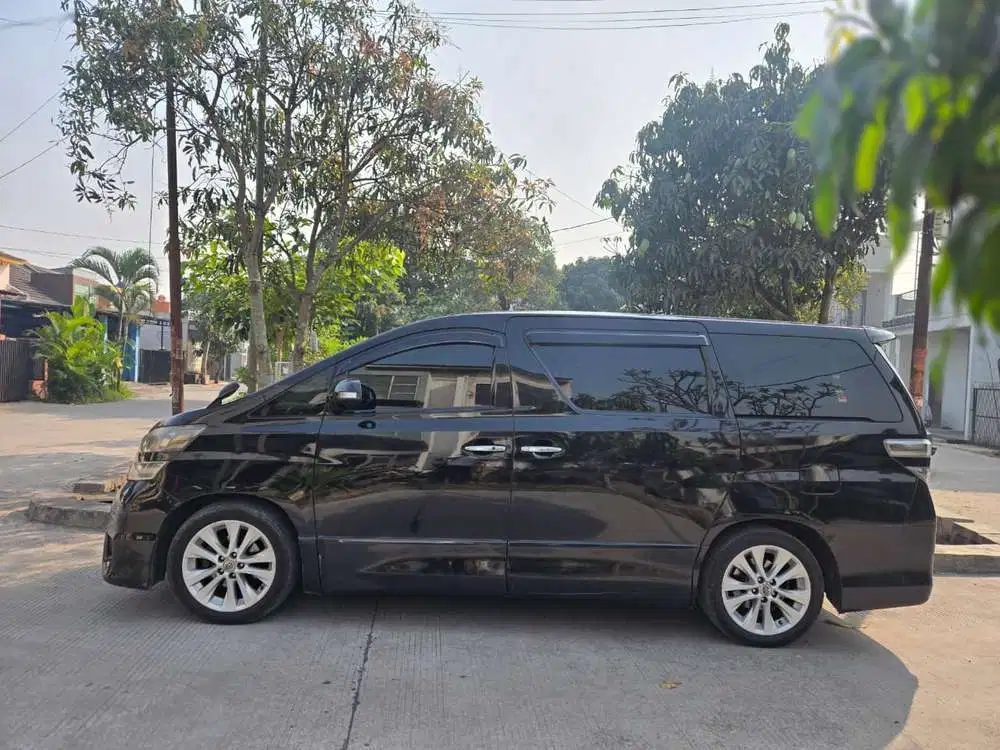 Toyota Vellfire 2009 Bensin