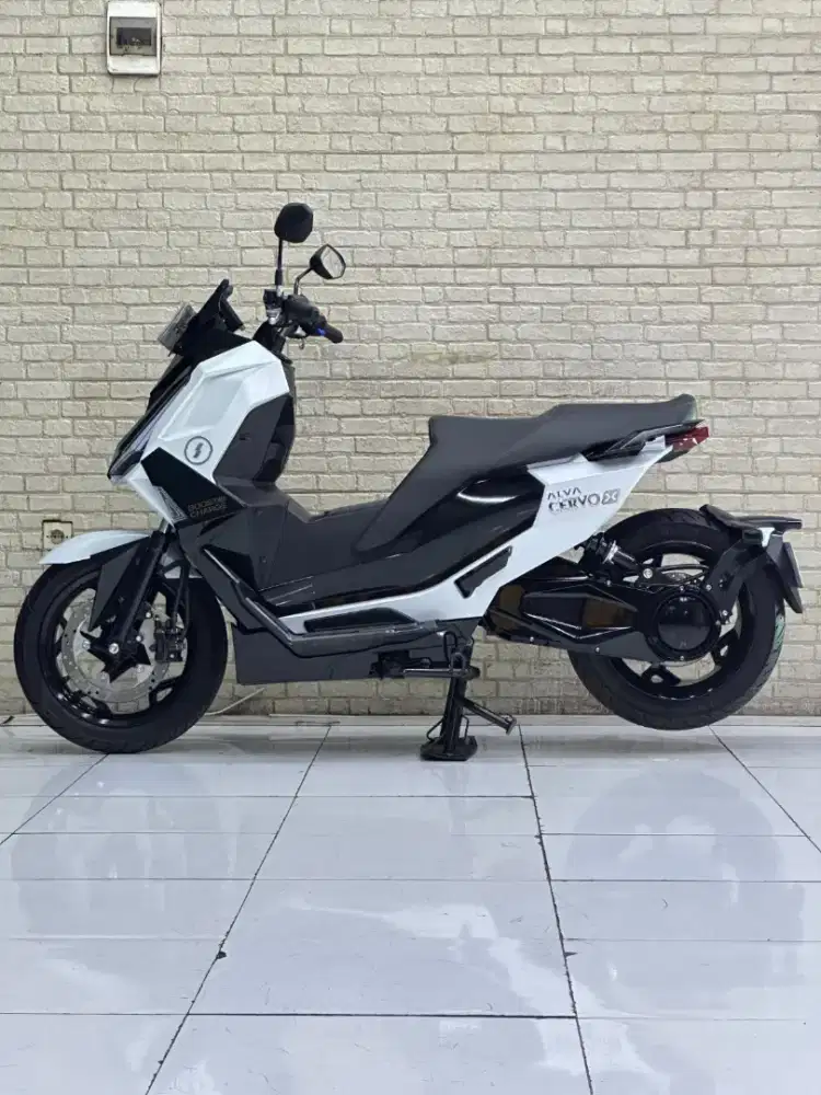 ODO 1RB‼️ Alva Cervo X 2025 Batrai resmi Likenew - mustika malang
