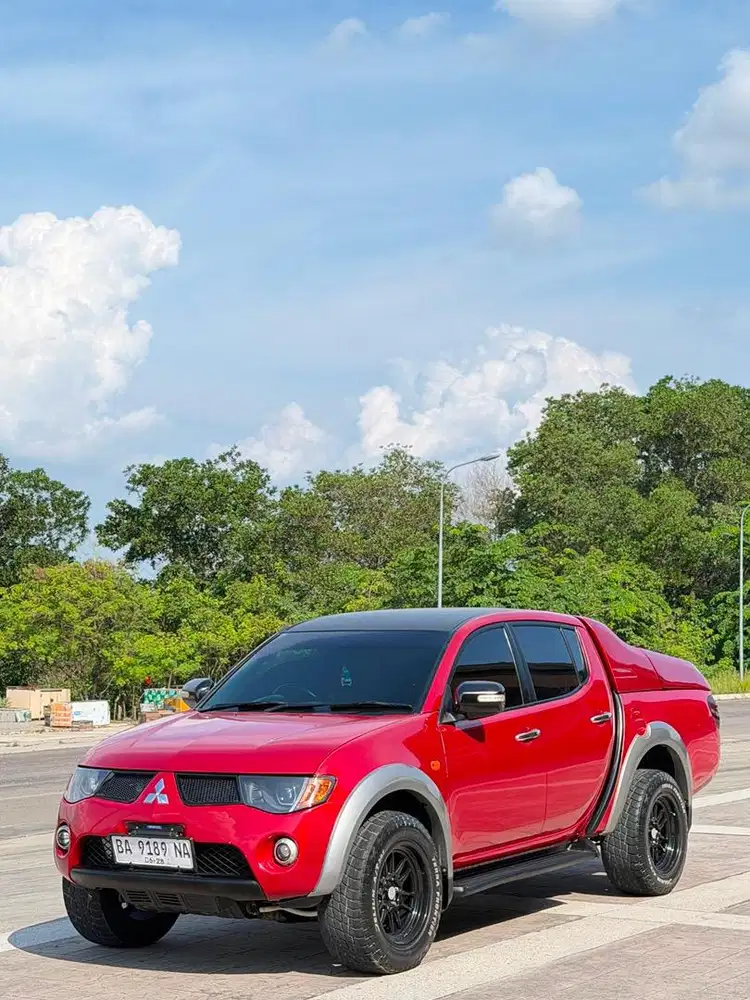 Triton Exceed 4x4 Metic Tahun 2008