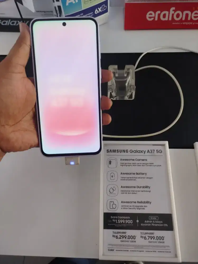 Handphone Samsung galaxy A37 5G Lokasi erafone tidar