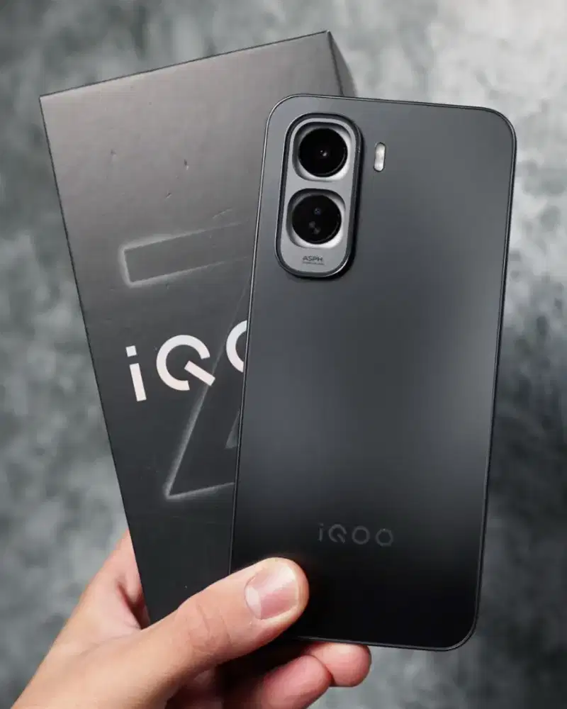 Promo Cicilan Gratis 1x atau 2x Cicilan Iqoo Z11 ram8 256gb