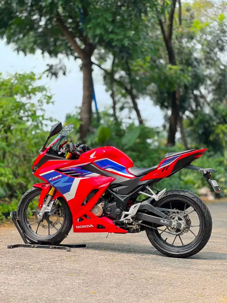 HONDA NEW CBR 150R 2023 TRICOLOR KM 3K PAJAK PANJANG RASA BARU