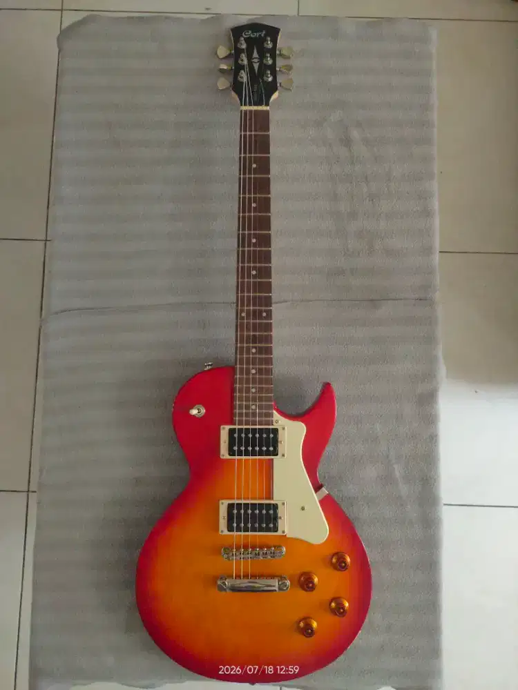 Gitar electric Cort CR100