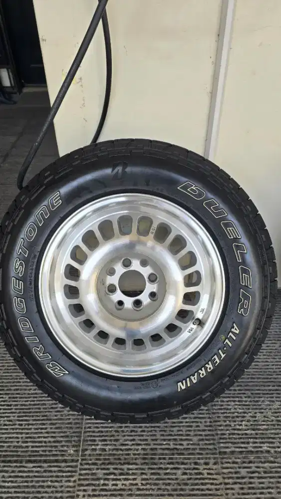Velg HSR BSI Ring 15 + Ban Bridgestone Dueler – Rp6 Juta All In