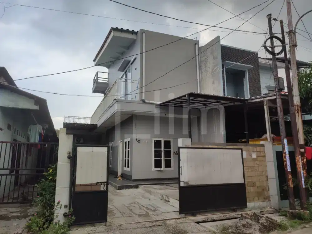Dijual Rumah 2 Lantai di Taman Harapan Baru, Medan Satria. Kota Bekasi