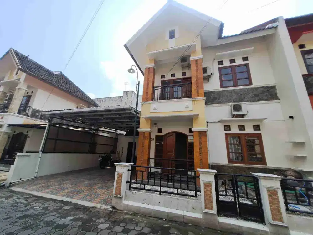 Rumah 2lt komplek security di Palagan