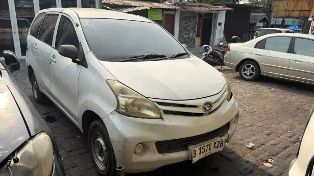DIJUAL XENIA 1.0 MT 2013 SIAP PAKAI