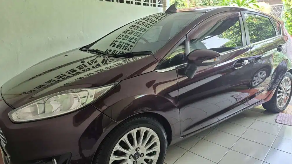 Ford Fiesta 2013 Bensin AT