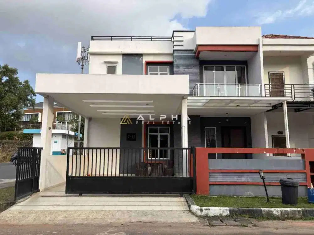 Dijual Rumah Hook 2,5 Lantai di Palazzo Garden, Batam Center