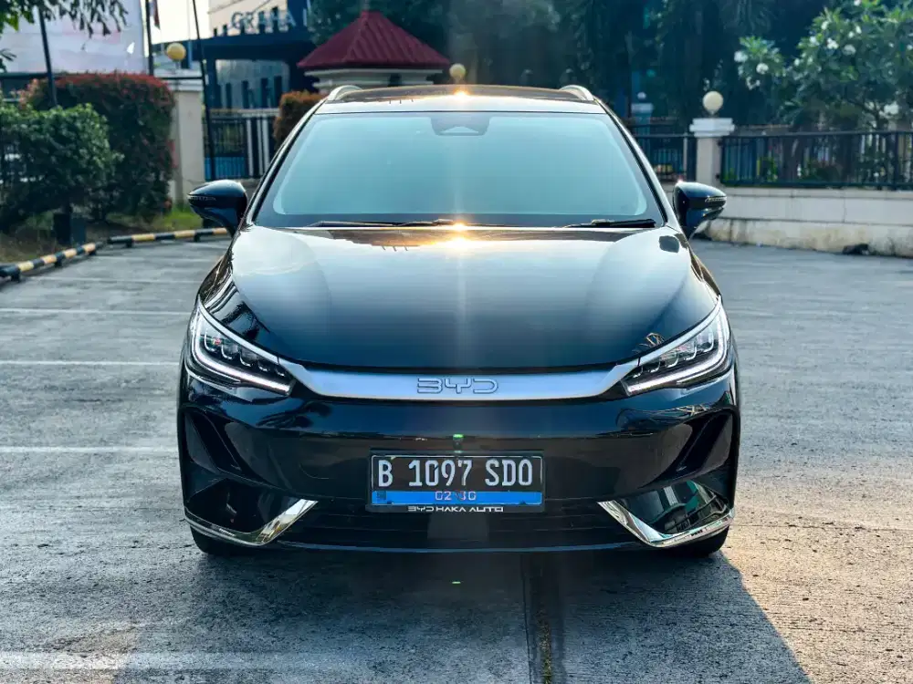 BYD M6 Superior 7 Seater AT 2024 Hitam Unit Terbaik SeOLX!