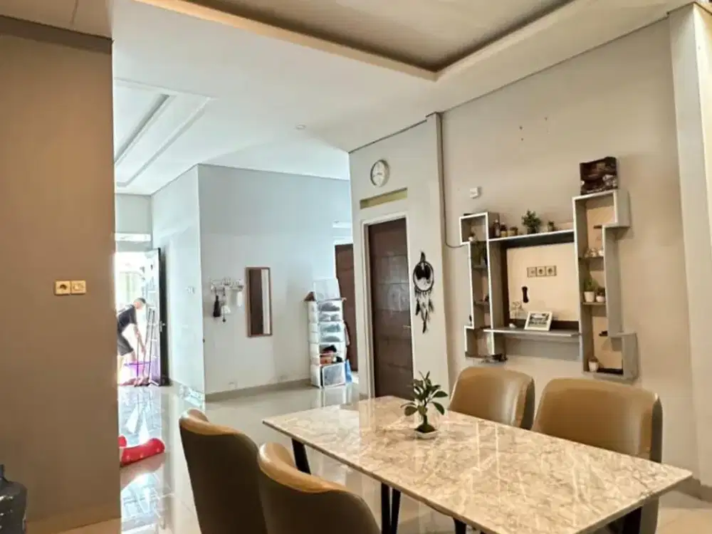 DIJUAL MURAH RUMAH FULL RENOV SHM DI VILLA MAHKOTA BEKASI