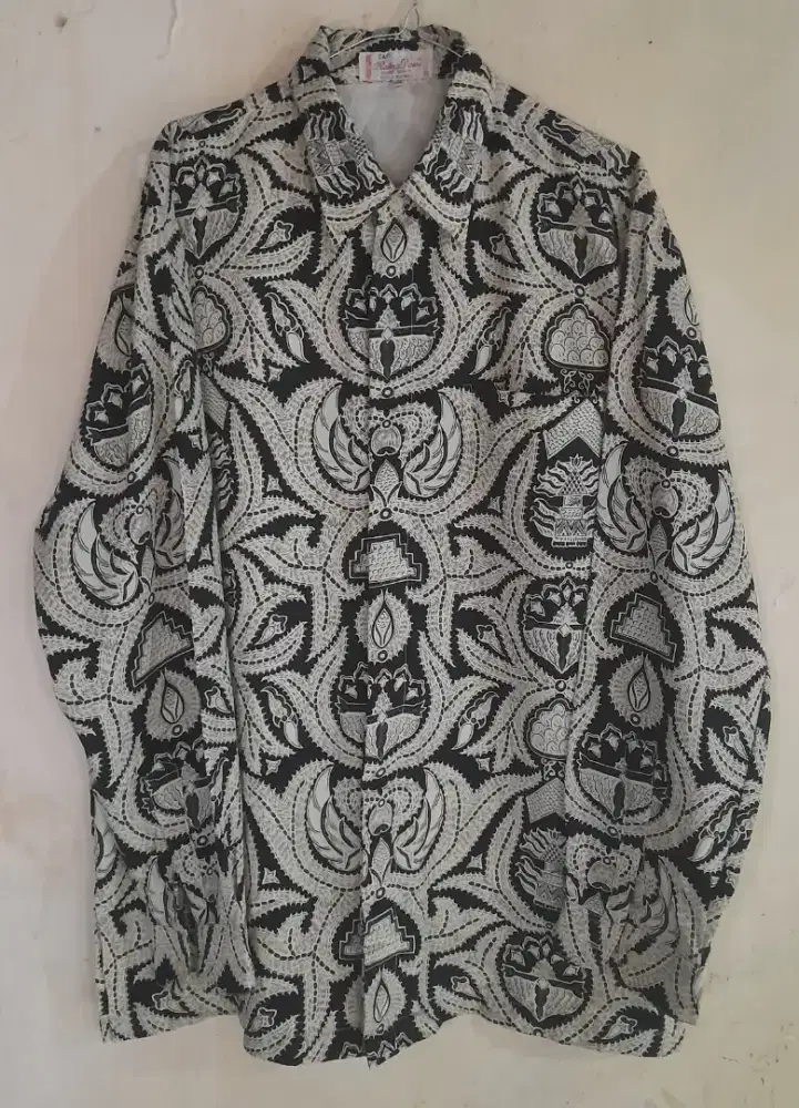 Kemeja Batik Lengan Panjang