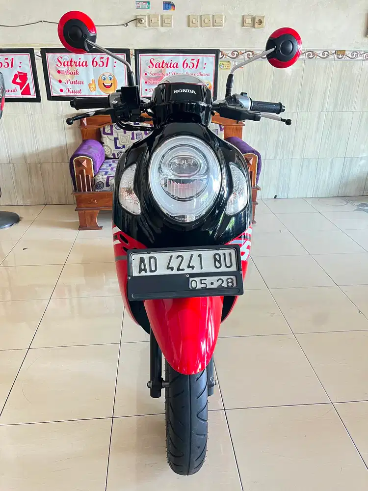 Scoopy new istimewa