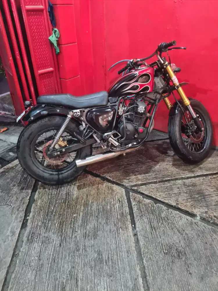Bobber basic scorpio