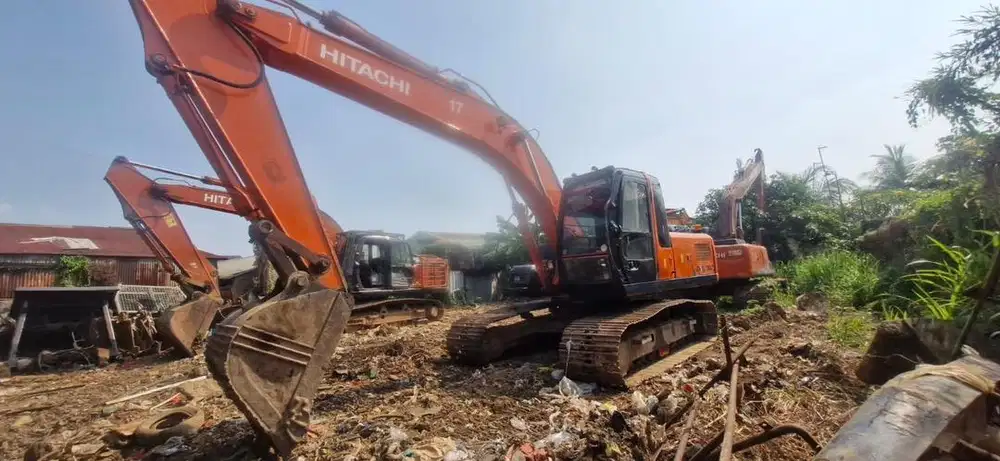 Excavator hitachi zaxis 200