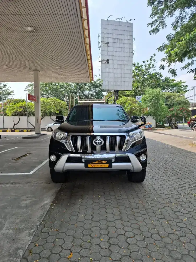 Toyota Land Cruiser Prado TX-L

2016