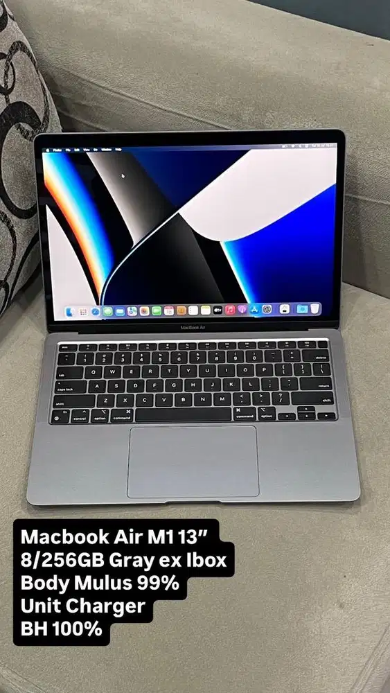 Macbook Air M1 13” 8/256GB Gray ex iBox
