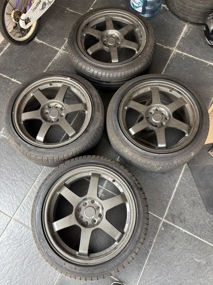 VELG RAYS TE37 OG R17 + BAN