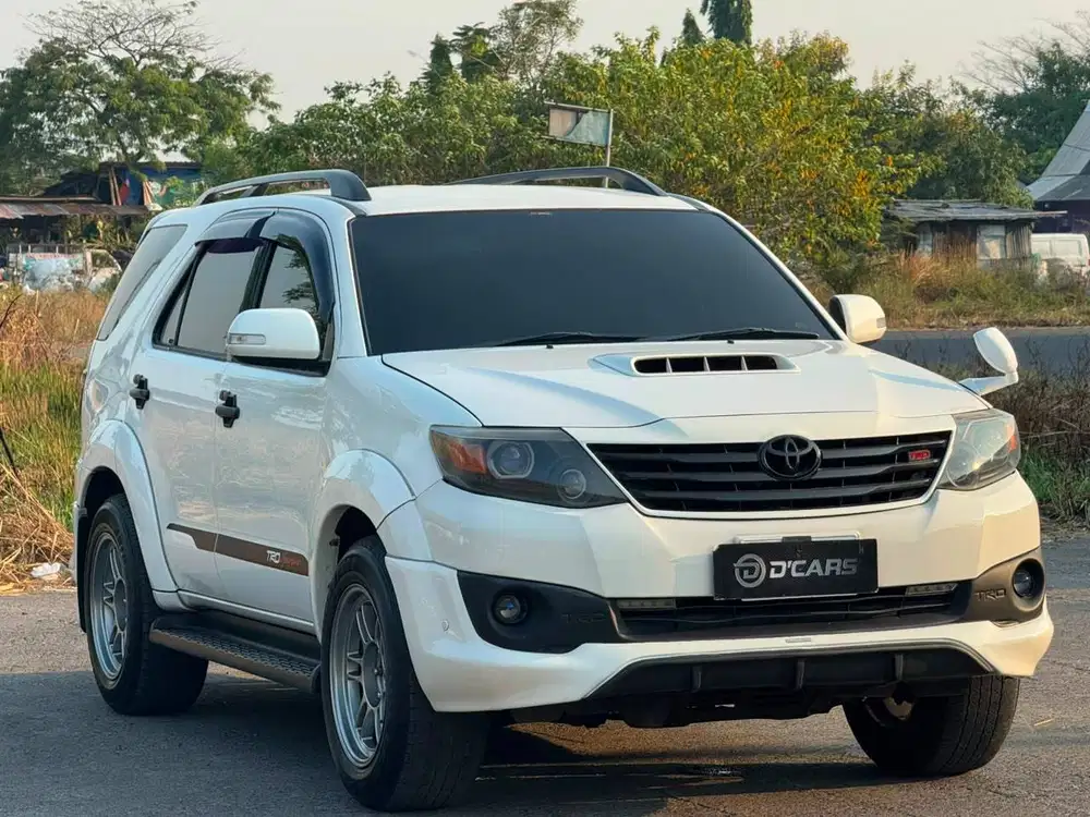 DIJUAL DP 80JT AN TOYOTA FORTUNER VNT TRD S MATIC 2014