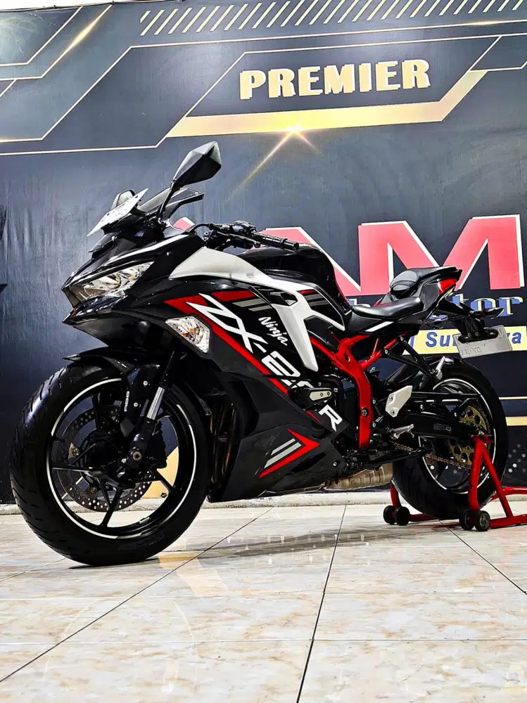 Kawasaki Ninja ZX25R ABS QS odo 2rb TH 2021 surat panjang