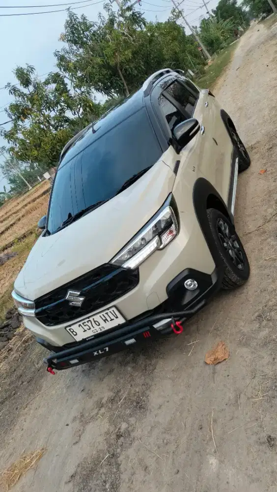 Jual mobil Suzuki xl7