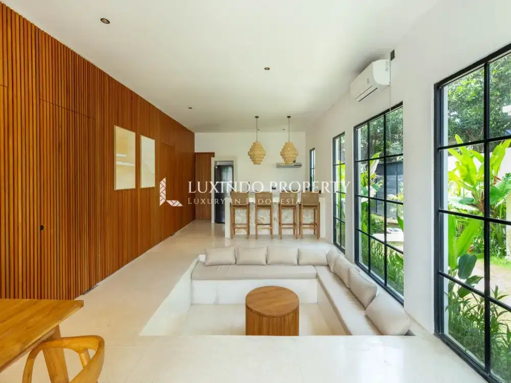 DISEWAKAN TAHUNAN VILLA DENGAN 3 KAMAR TIDUR DI BALANGAN