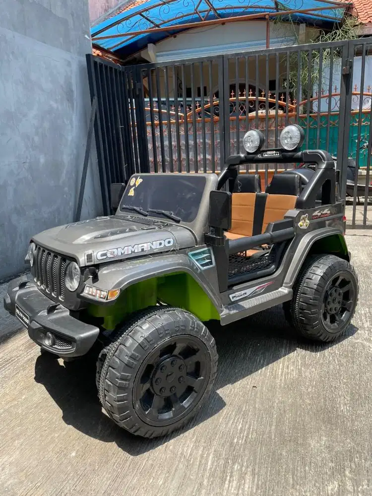 Mobil Aki Volta