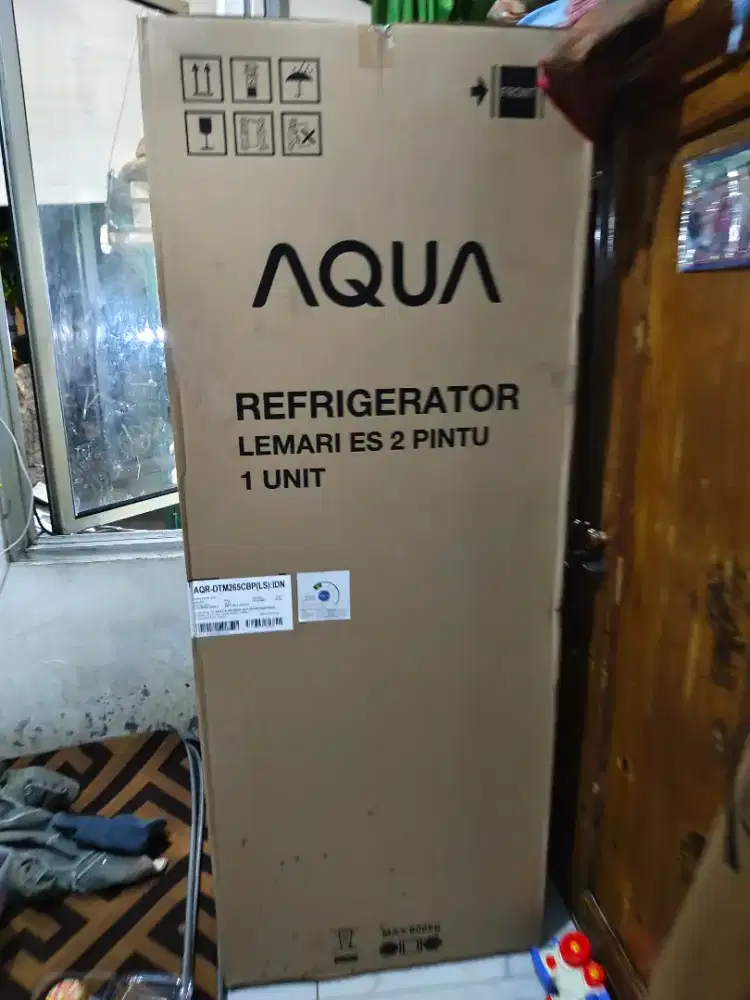 Dijual cepat kulkas 2 pintu